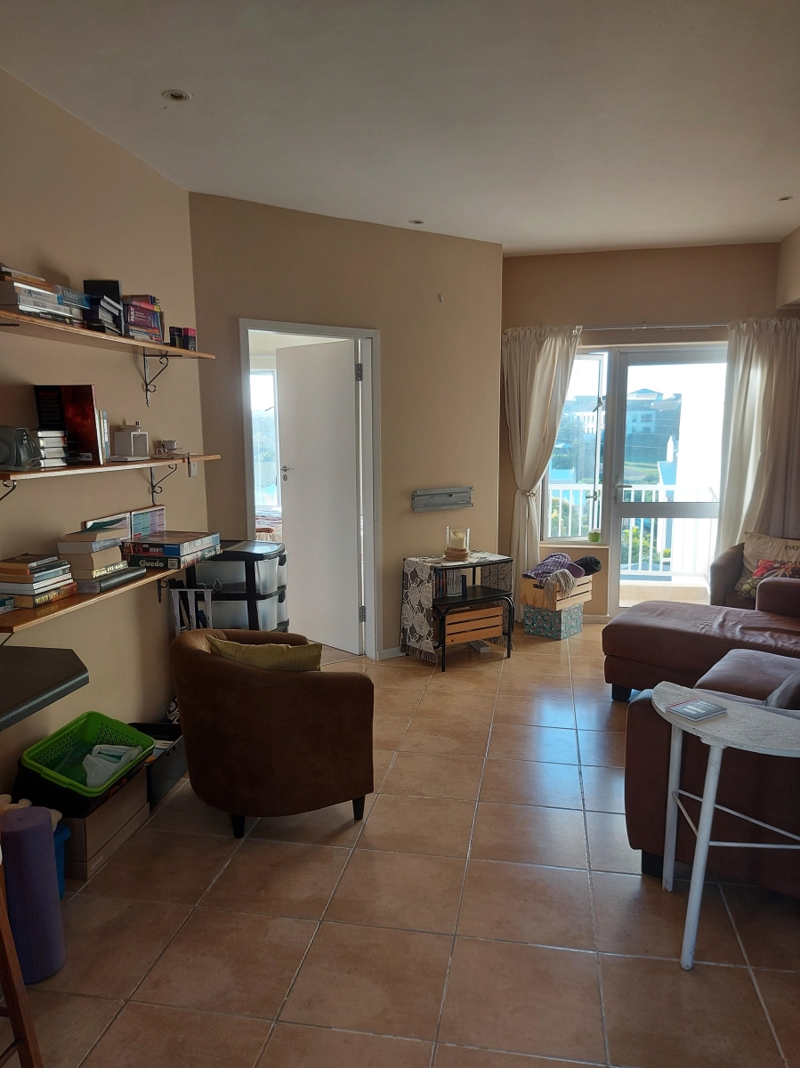 To Let 1 Bedroom Property for Rent in Beacon Bay Eastern Cape